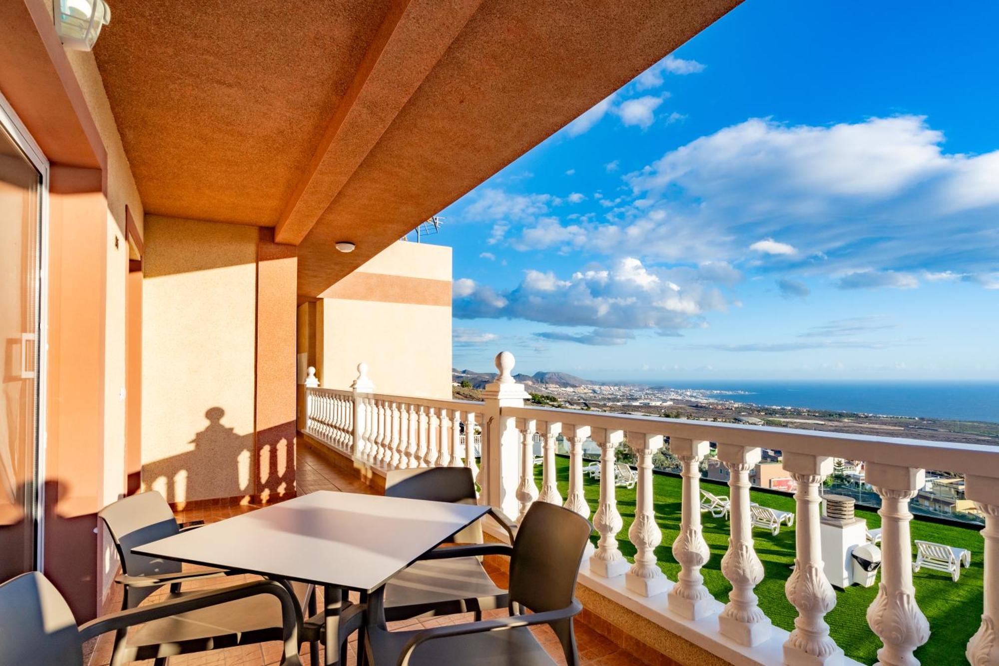 Los Menores Sea View Costa Adeje  Exterior photo